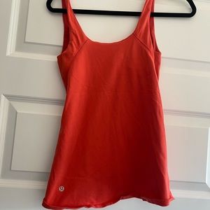 Red lulu lemon tank size 6